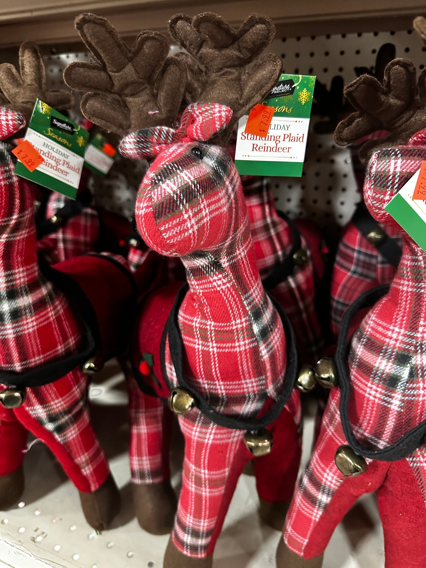 Christmas Reindeer in Red Plaid 20"